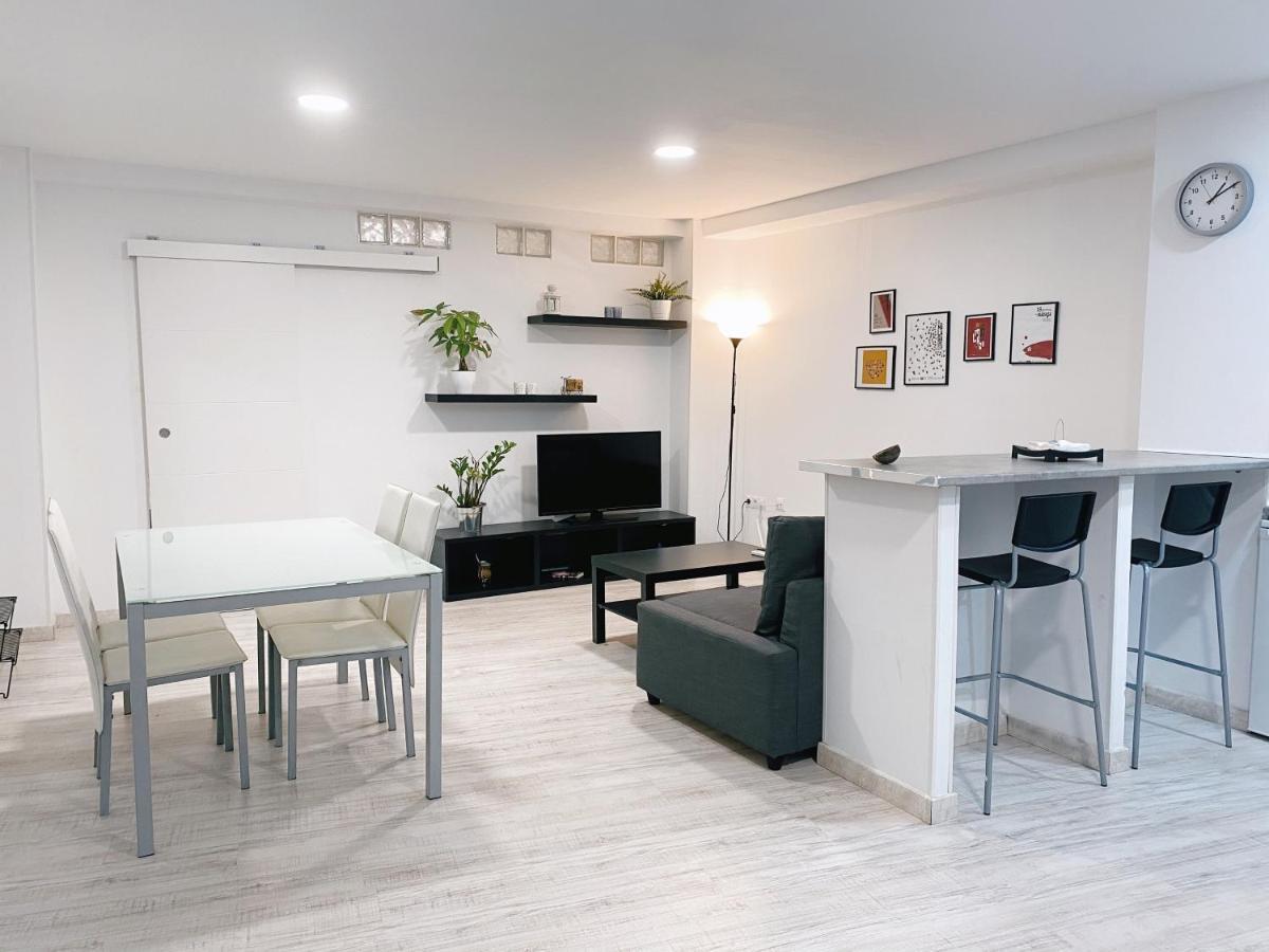 Gmc Turistics - Great Apartment For Groups & Families Malaga Exterior photo